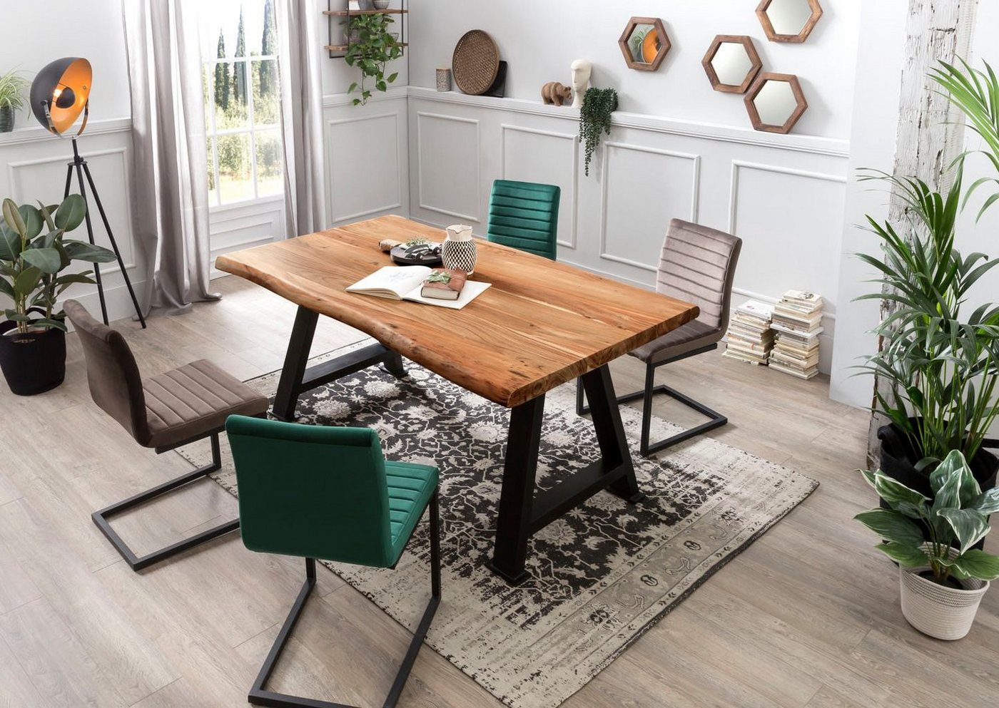 SIT Esstisch Tops&Tables, mit Baumkante wie gewachsen von SIT