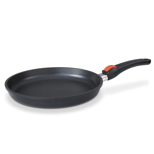 SKK 23214 Titan Induction, Guss-Bratpfanne ø 32cm, antihaft-beschichtete Pfanne, induktionsgeeignet, flacher Rand, keramisch verstärkt, mit abnehmbarem Griff, Backofen-fest, Made in Germany von SKK