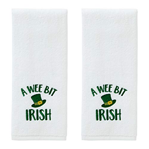SKL Home by Saturday Knight Ltd. EIN kleines bisschen irisch (A Wee Bit Irish) 13" x 5.5" weiß von SKL Home