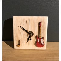 Gitarre Kleine Uhr von SLATEandWOOD