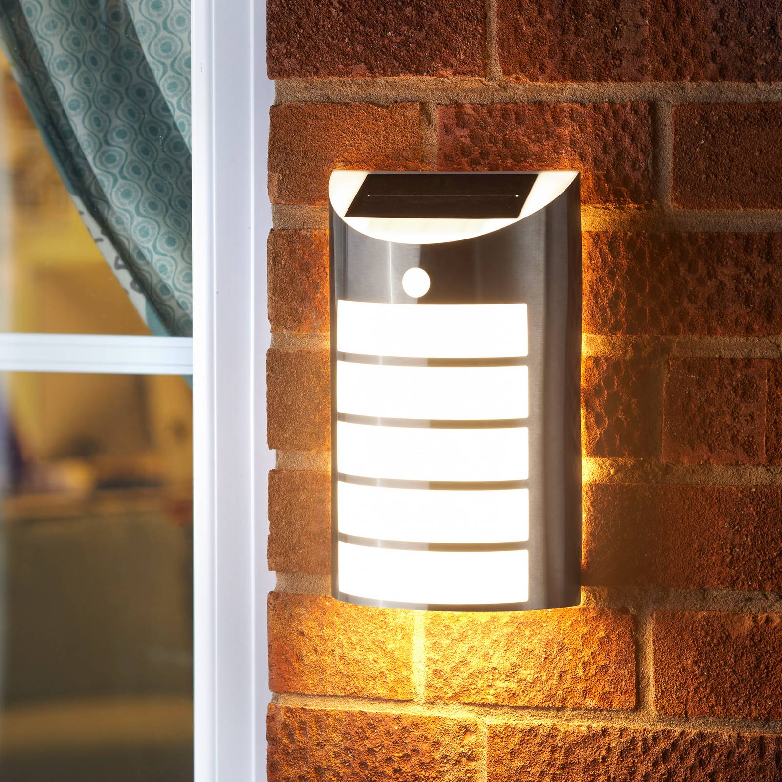 LED-Solar-Wandleuchte Welcome, Sensor, 2er Pack, IP44 LED-Solar-Wandleuchte Welcome, Sensor, 2er Pack, IP44 von SMART GARDEN