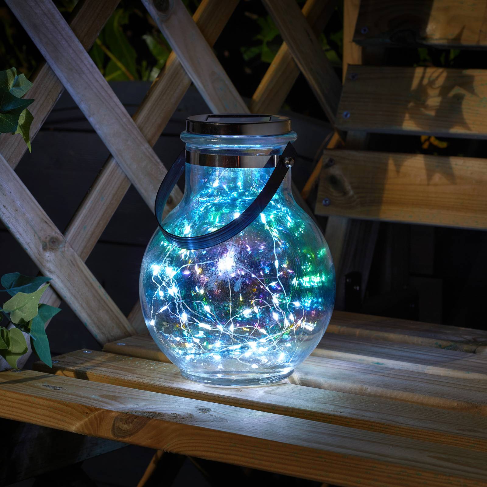 LED-Solarlaterne Firefly Opal, 2er Set, IP44 LED-Solarlaterne Firefly Opal, 2er Set, IP44 von SMART GARDEN