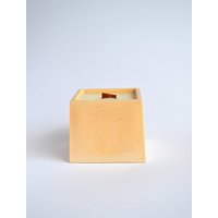 Orange Glas Beton Sojawachs Kerze, 150 Ml Pastell Pfirsich Knisternde Holzdochtkerze, Zementkerzen in Verschiedenen Düften Erhältlich von SMELLABstore