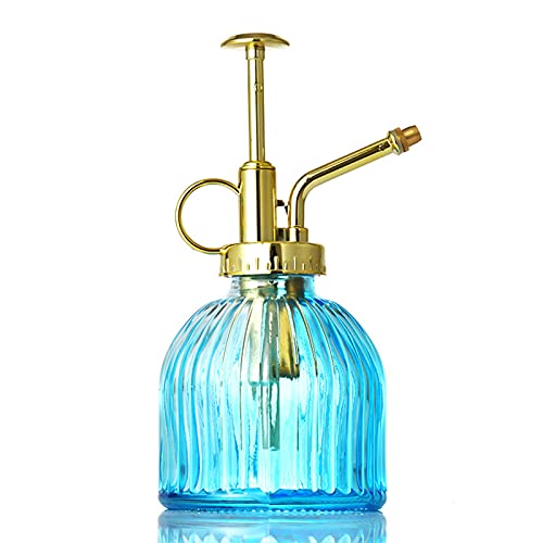 SMLJFO Glas-Bewässerungssprühflasche, 16,3 cm, Vintage-Stil, mit goldener Pumpe, vertikales Muster, Gießkanne für Pflanzen, Garten, Heimdekoration (Himmelblau) von SMLJFO