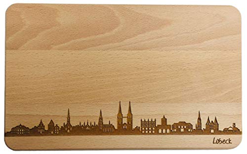 Brotzeitbrett Lübeck Skyline | Frühstücksbrettchen aus Buche | Holz Schneidbrett | Geschenk mit Gravur | Frühstücksbrett | Schleswig-Holstein (Brett XL (35x23x1,5cm), 1. ohne persönlicher Gravur) von SNEG