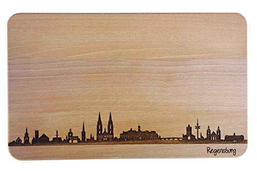 SNEG Brotzeitbrett Regensburg Skyline | Frühstücksbrettchen aus Buche | Holz Schneidbrett | Geschenk mit Gravur | Frühstücksbrett | Bayern (Brett XL (35x23x1,5cm), 1. ohne persönlicher Gravur) von SNEG