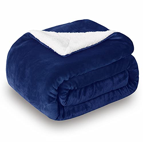 SOCHOW Sherpa Decke Marine Blau zweiseitige Wohndecken Kuscheldecken, extra Dicke warm Sofadecke/Couchdecke aus Sherpa, 220 x 240 cm super flausch Fleecedecke als Sofaüberwurf oder Wohnzimmerdecke von SOCHOW