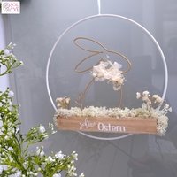 Fensterdeko Ostern I Weißer Kranz Mit Goldenem Metall Hasen, Holz, Islandmoos Und Trockenblumen Dekoring Loop von SOLYVEshop