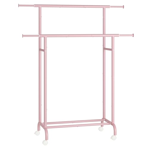 SONGMICS Kleiderständer auf Rollen, doppelte Stangen, ausziehbare Kleiderstangen, Garderobenständer aus Stahlrohren, bis 80 kg belastbar, 83-120 cm breit, pastellrosa HSR133R01 SONGMICS Kleiderständer auf Rollen, doppelte Stangen, ausziehbare Kleiderstangen, Garderobenständer aus Stahlrohren, bis 80 kg belastbar, 83-120 cm breit, pastellrosa HSR133R01 von SONGMICS