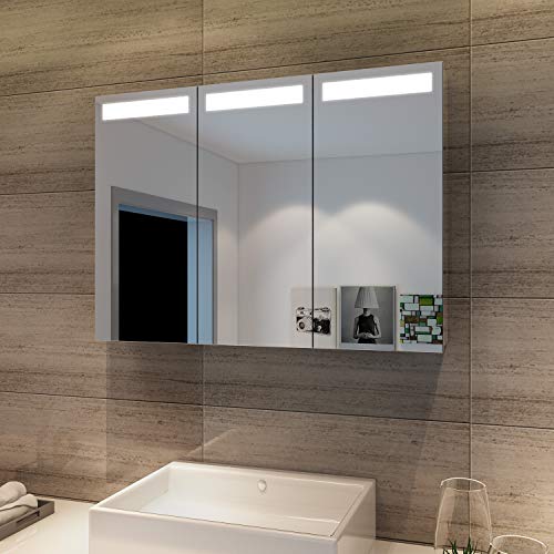 SONNI Spiegelschrank Bad 65×90cm LED Spiegelschrank 3-türig Badezimmerspiegel mit Beleuchtung Badezimmerspiegel Badschrank mit Steckdose und Infrarot-Sensorschalter von SONNI