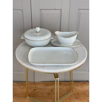 3 Pcs Set Vintage Rosenthal Selb Porzellan/Helena Serie Goldrand Us Zone Suppen Terrine Tablett Sauciere 1960S von SOSOSCHOEN