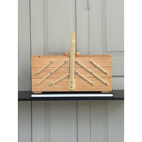 Holznähkasten Retro 1980S/Vintage Aufbewahrung Bestücktes Ausgefallenes Nähkästchen Schön Befüllt Toller Inhalt von SOSOSCHOEN