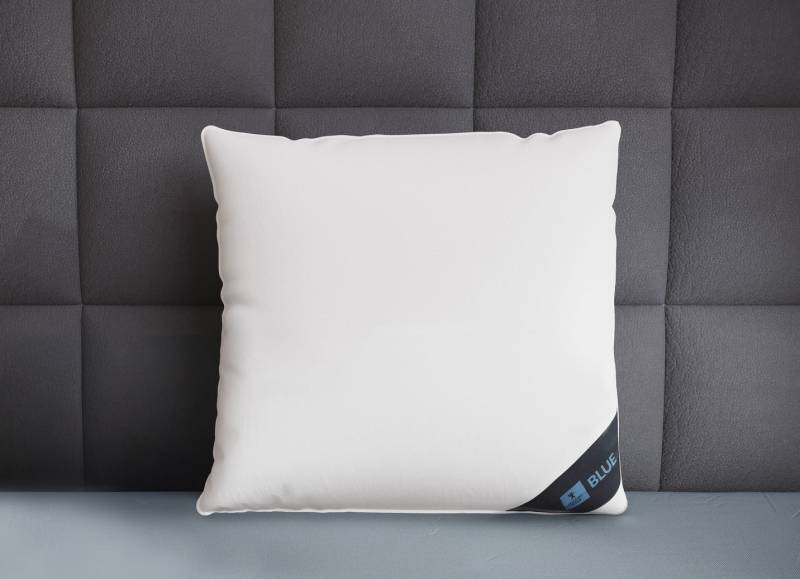 In Deutschland hergestelltes Daunenprogramm aus dem Hause Spessarttraum, Blue Kissen, Größe 120 (80/ 80 cm) von SPESSARTTRAUM