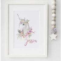 Personalisiertes Aquarell Einhorn Bild Für Kinderzimmer, Schlafzimmer, Spielzimmer Personalisiertes Aquarell Einhorn Bild Für Kinderzimmer, Schlafzimmer, Spielzimmer von SSDgiftsLtd