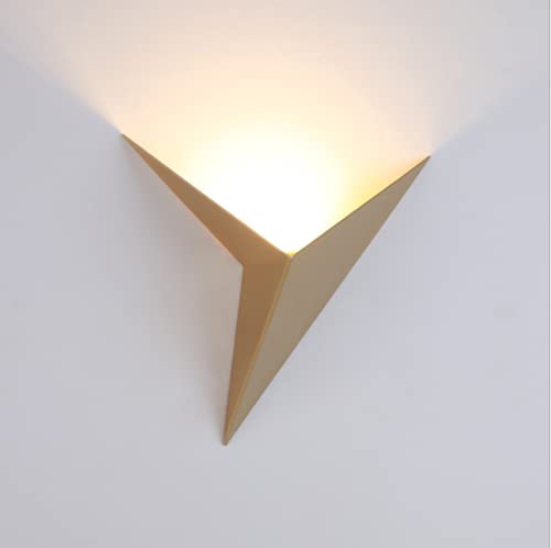 SSNCcNC 3W LED Golden Wandleuchten Kreativ Dreieck Wandlampe 3000K Nordic Minimalismus Nachttischlampe Modern Schlafzimmer Eisen Wandbeleuchtung Wohnzimmer Flur Treppen Korridor Wandlicht von SSNCcNC