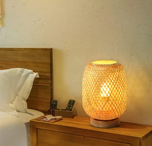 SSNCcNC Tischleuchte Vintage Nachttischlampe Rattan aus Bambus und Holz Dekorative Tischlampe Nature Nachtlicht Leselampe für Schalfzimmer Wohnzimmer Kinderzimmer E27-Fassung max 40 Watt SSNCcNC Tischleuchte Vintage Nachttischlampe Rattan aus Bambus und Holz Dekorative Tischlampe Nature Nachtlicht Leselampe für Schalfzimmer Wohnzimmer Kinderzimmer E27-Fassung max 40 Watt von SSNCcNC