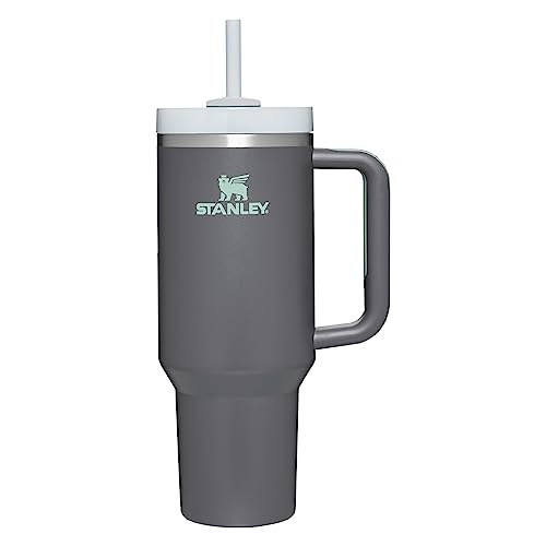 Stanley Quencher H2.0 FlowState Trinkflasche mit Strohhalm 30OZ - Thermobecher Kühlt 15 Stunden - 60 Stunden Eisgekühlt - Spülmaschinenfest - Thermosflasche BPA Frei - Trinkbecher - Coastal Teal von STANLEY