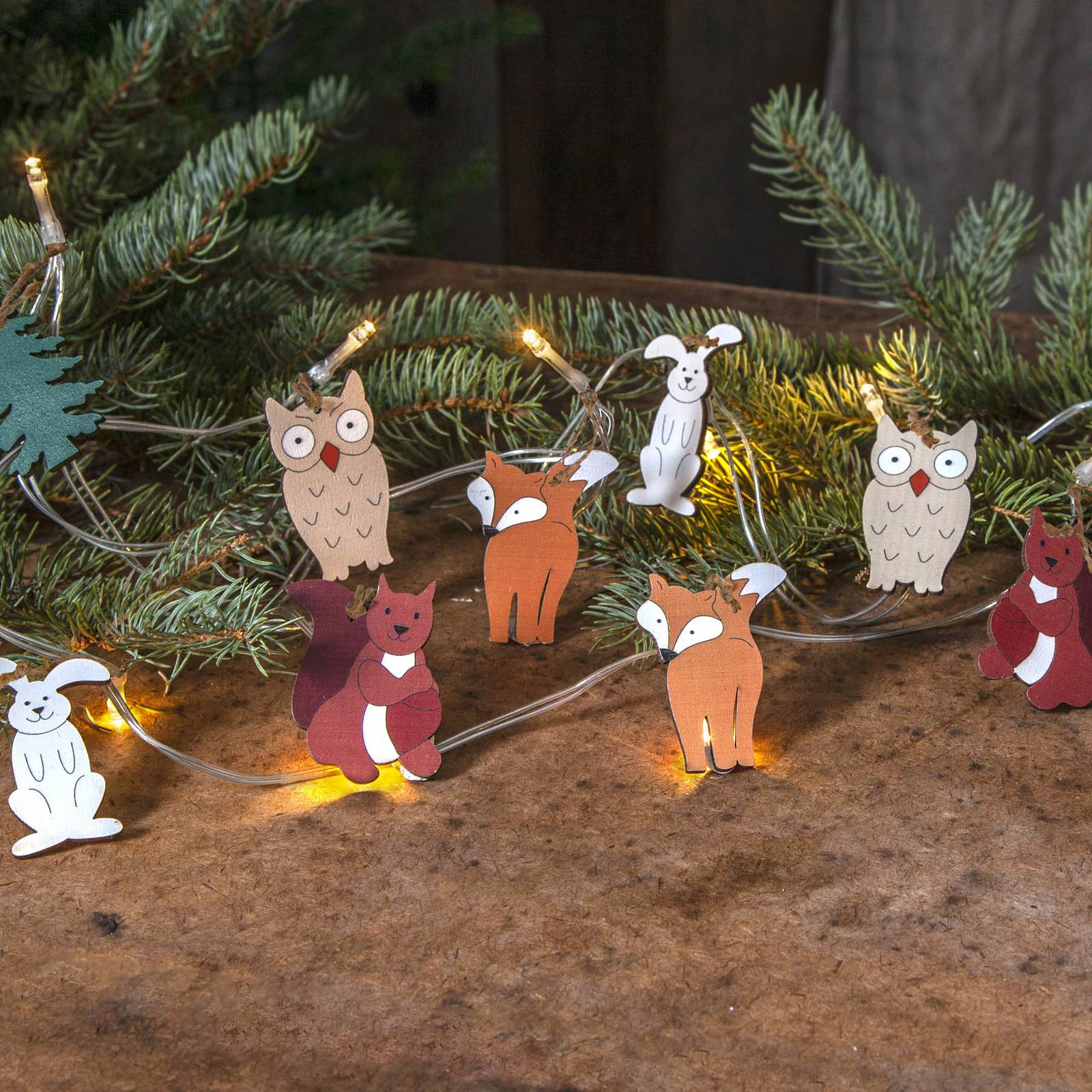 LED-Lichterkette Forest Friends, 10 Holzfiguren von STAR TRADING