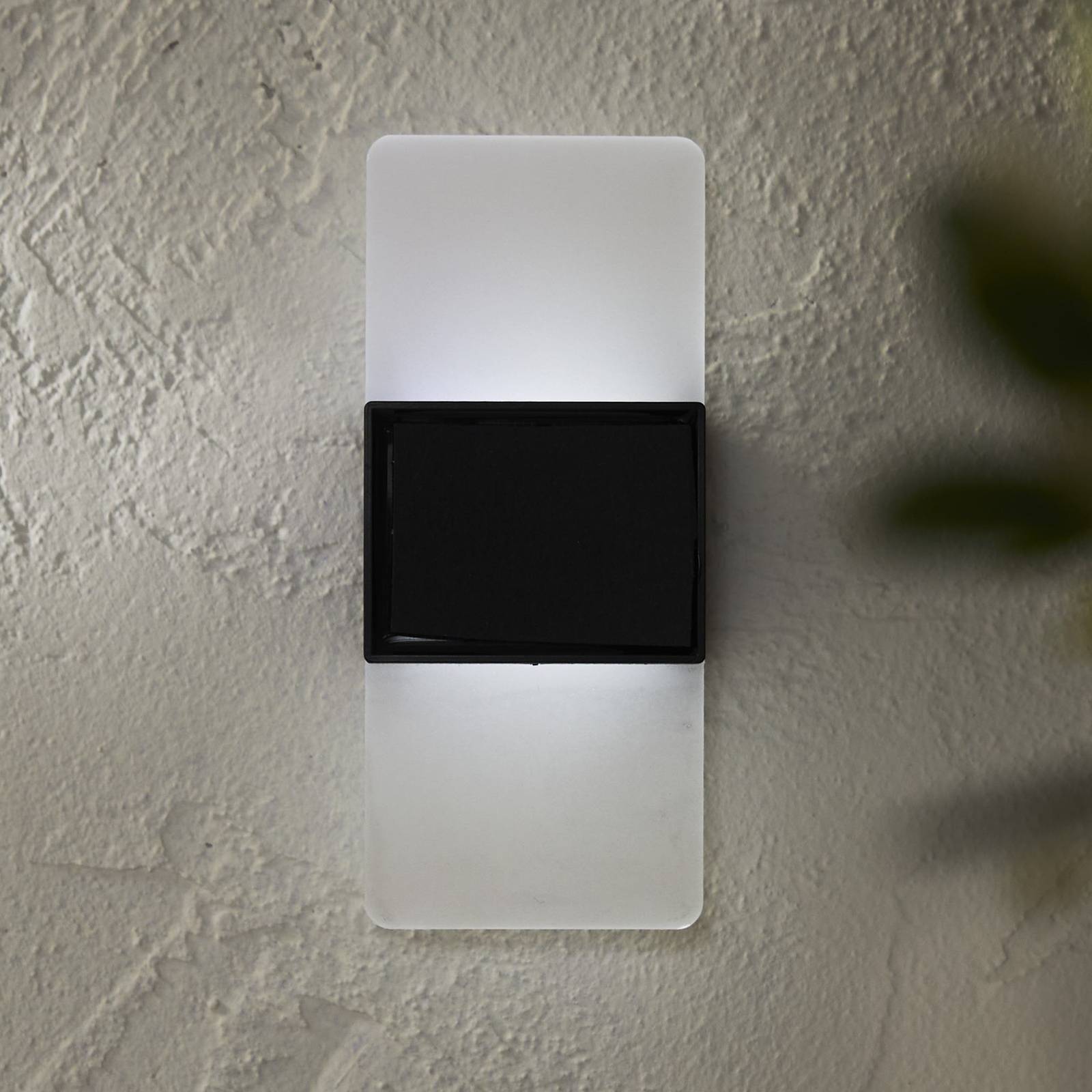 LED-Solar-Außenwandleuchte Wally, 14x6 cm weiß gefrostet CCT von STAR TRADING
