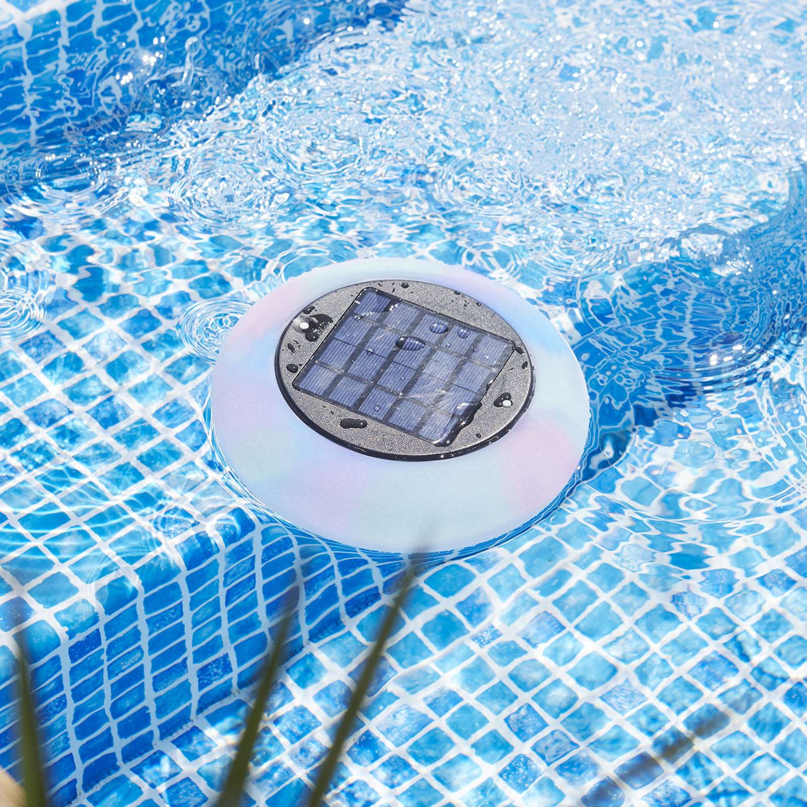 LED-Solar-Poollicht Pool Light multicolor warmweiß von STAR TRADING