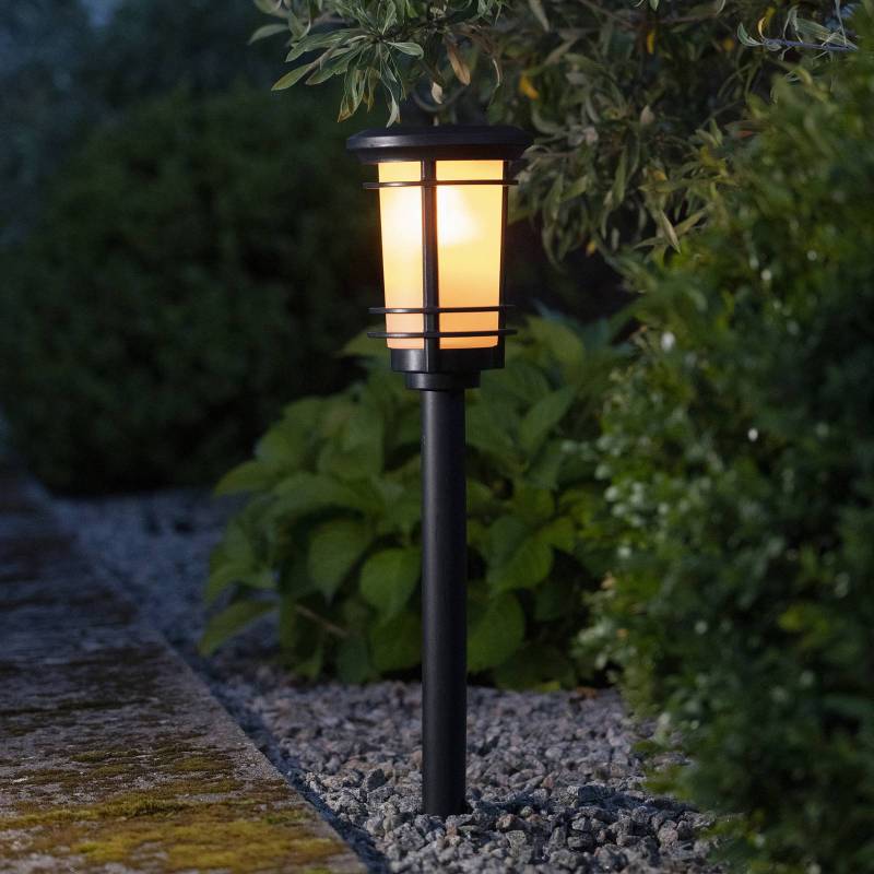 LED-Solar-Sockelleuchte Flame mit Flammeneffekt von STAR TRADING