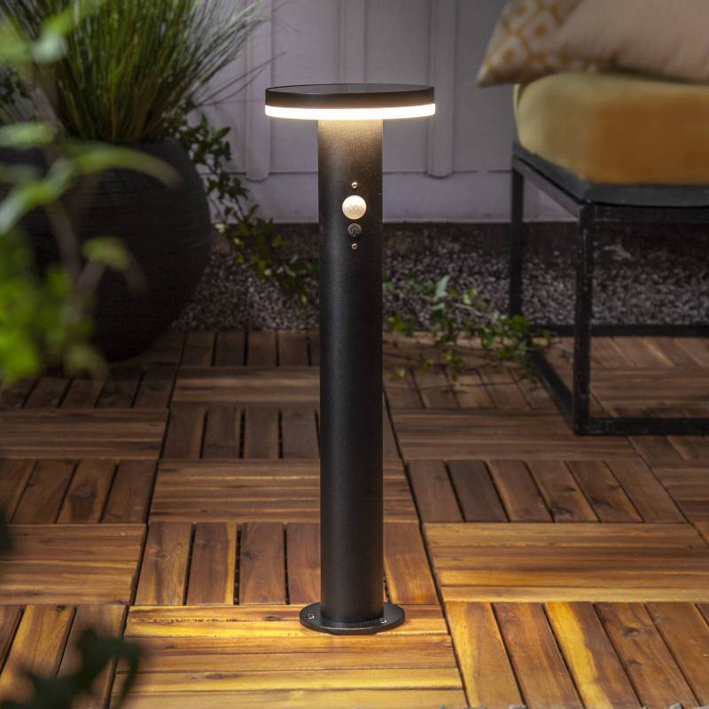Solar-LED-Sockelleuchte Valletta Sensor schwarz Metall 50 cm von STAR TRADING