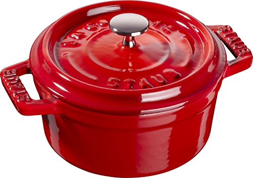 STAUB Mini Cocotte, rund mit Deckel 10 cm, 0,25 L, induktionsgeeignet, mit mattschwarzer Emaillierung im Inneren des Topfes, Kirschrot von STAUB