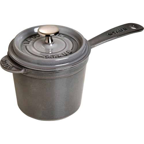 STAUB Stieltopf / Kasserolle für Saucen, 18 cm, 2,8 L, aus Gusseisen, für alle Herdarten, Graphitgrau von STAUB