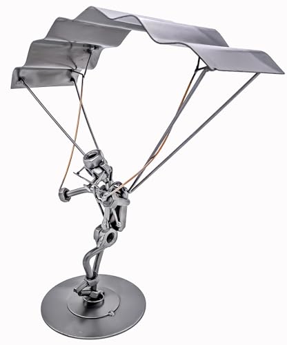STEEMO Schraubenmännchen Figur: Gleitschirm Paragleiter Geschenk - Metall-Kunst Skulptur, Stahl, grau 26x12x26 cm STEEMO Schraubenmännchen Figur: Gleitschirm Paragleiter Geschenk - Metall-Kunst Skulptur, Stahl, grau 26x12x26 cm von STEEMO