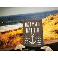 Heimathafen, Maritime Deko, Anker, Wandbild, Wanddeko, Heimathafen, Holzschild, Holzdeko, Wandschmuck, Holzbild, Eingangstür, Türschild Heimathafen, Maritime Deko, Anker, Wandbild, Wanddeko, Heimathafen, Holzschild, Holzdeko, Wandschmuck, Holzbild, Eingangstür, Türschild von STEHhuebsch