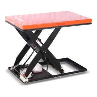 STIER Scheren-Hubtisch, 500 kg Traglast, elektrisch, Max. Hubhöhe 1010 mm, Einfach-Schere, Plattform 1300x800 mm, wartungsfreundlich, Sicherheit durch Not-Aus-Schalter von STIER