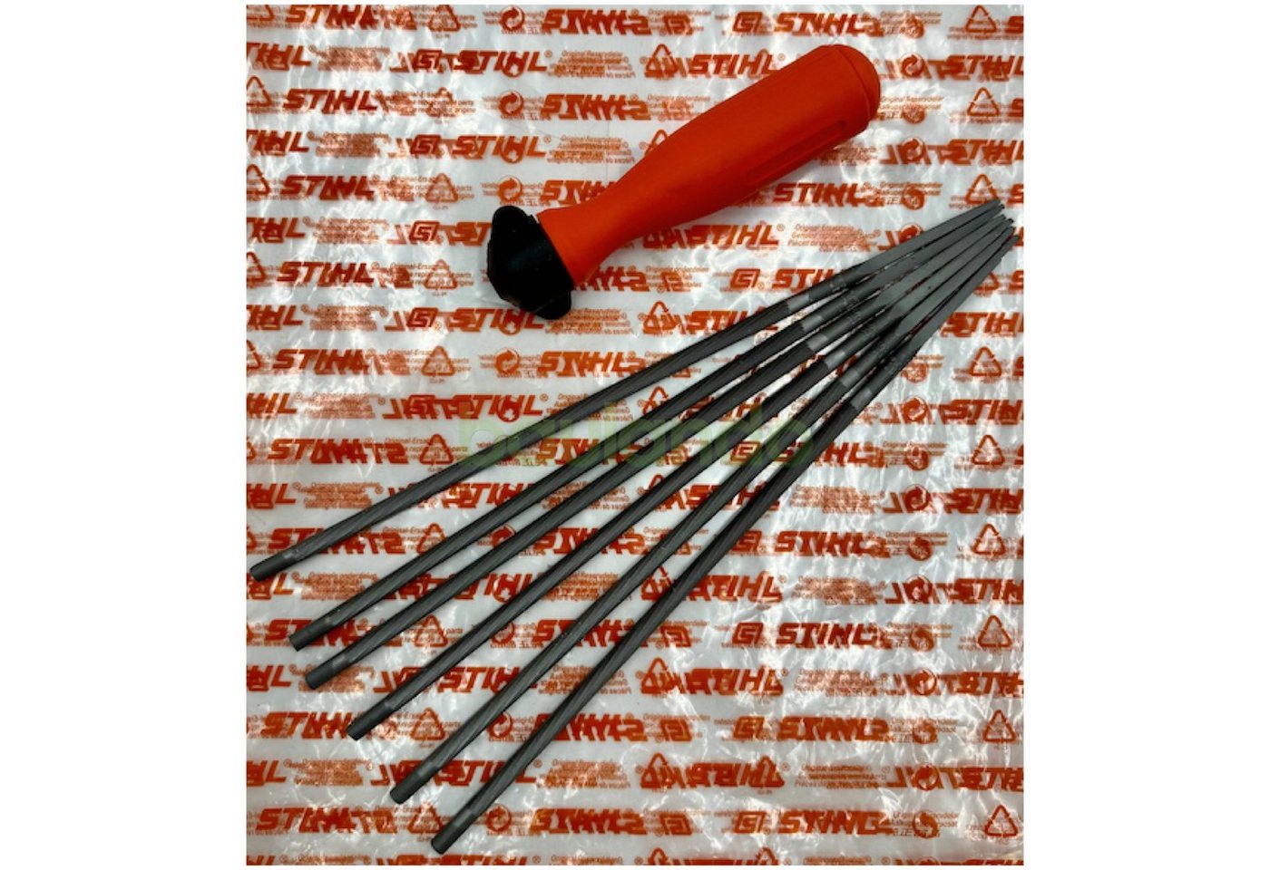 STIHL Feile Rundfeile 5,2 x 200 mm (6 Stück) + Feilenhalter, (6x Rundfeile mit Feilenhalter, 6 St) von STIHL