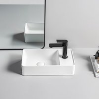 Stilform - Gäste wc Waschbecken soho 2.0 in 46 x 25 x 12 cm aus feinster Keramik für Wandmontage oder als Aufsatzwaschbecken mit Hahnloch:Hahnloch von STILFORM