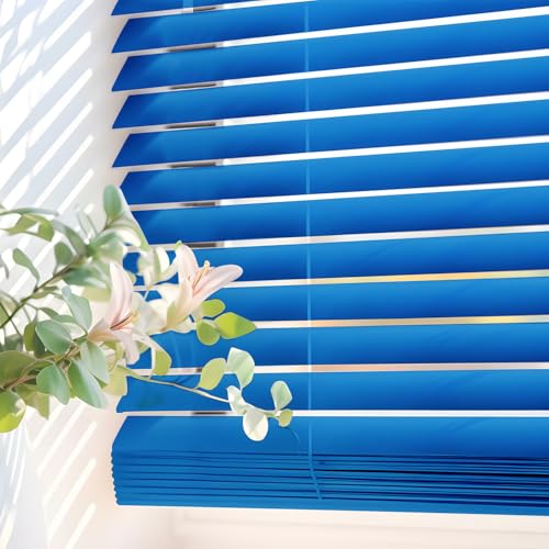 PVC/Kunststoff-Jalousie für Fenster mit selbstsichernder Schnur, verdeckten Halterungen und einfacher Wand- oder Deckenmontage. Jalousien und Rollos STORESDECO PVC Blau 120x160 cm (BxH) von STORESDECO
