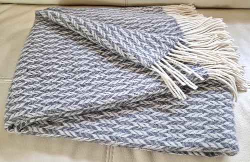 STTS International Wolldecke 100% Schurwolle Wohndecke 140 x 200 cm Tagesdecke Schurwolldecke Woll-Plaid Tirol in vielen Farben erhältlich (Grau (4)) von STTS International