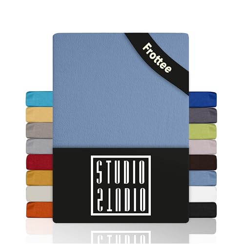 STUDIO Basic Frottee Spannbettlaken 100x200cm, Baumwolle kuschelig und weich, Oeko-TEX 100, Markenqualität, Bettlaken Spannbetttuch 100x200 für alle gängigen Matratzen bis 25cm Höhe - Mittelblau STUDIO Basic Frottee Spannbettlaken 100x200cm, Baumwolle kuschelig und weich, Oeko-TEX 100, Markenqualität, Bettlaken Spannbetttuch 100x200 für alle gängigen Matratzen bis 25cm Höhe - Mittelblau von STUDIO
