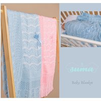 Hellblaue Gehäkelte Baby Decke, Babydecke, Kinderwagen Take Home Decke 102x50 von SUMACLOTHING