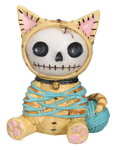 SUMMIT COLLECTION Furrybones Calico Mao Mao Signature Skelett in Kitty Cat Kostüm, eingewickelt in Garn von SUMMIT COLLECTION