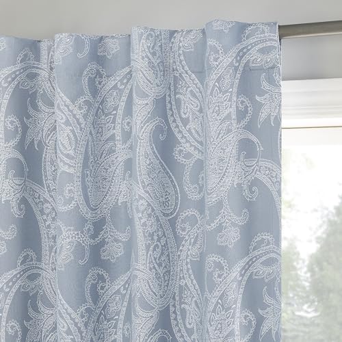 Sun Zero Pedra Paisley Stickerei 100% Verdunkelung Rückseite Tab Vorhang Panel, 101,6 x 213,4 cm, ruhiges Blau Sun Zero Pedra Paisley Stickerei 100% Verdunkelung Rückseite Tab Vorhang Panel, 101,6 x 213,4 cm, ruhiges Blau von SUN ZERO