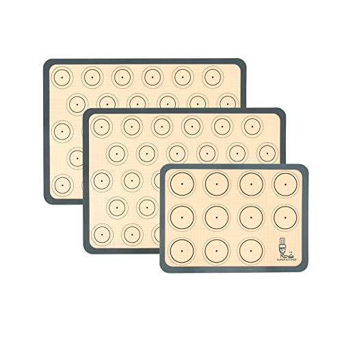 SUPER KITCHEN Backmatte aus Silikon für Macaron Keks - 3-Stück Set (Grau), Backunterlage Silikonmatte Backfolie Backpapier Backzubehör, Antihaft Matte für Makronen/Brot/Pizza, 42x30 cm Tischset von SUPER KITCHEN