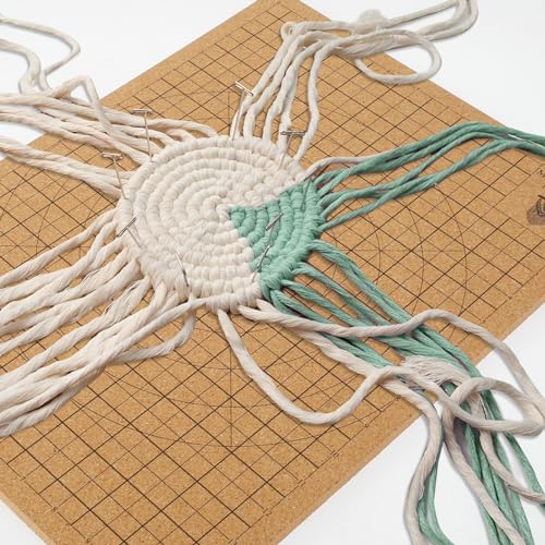 Macrame Board mit Stiften, 30 X 30cm Doppelseitiges Makramee Projektbrett Wiederverwendbares mit T Stiften Rastern Makramee Board Set für Flechten von Armbändern Knotenschnur Baumwollseil (11*15) von SUPPUIMNT