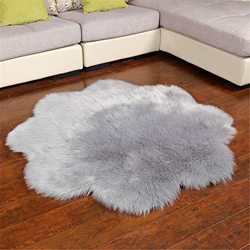 SWECOMZE Faux Lammfell Schaffell Teppich Wohnzimmer Schlafzimmer Kinderzimmer/Als Faux Bett-Vorleger oder Matte für Stuhl Sofa (hellgrau,70x70cm) von SWECOMZE