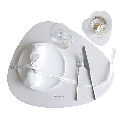 SWECOMZE Platzsets mit Untersetzer PU Kunstleder Tischsets Abwischbare Wasserdicht rutschfest Platzdecken 45x30cm für Hause Küche Restaurant und Hotel (Beige mit Druck,4er Set) von SWECOMZE