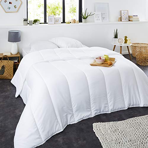 SWEET NIGHT - Sommerbettdecke 220g/m² | 140x200 cm | Dünn und leicht | Weich und bequem | Waschbar | Decke 100% Mikrofaser von SWEET NIGHT