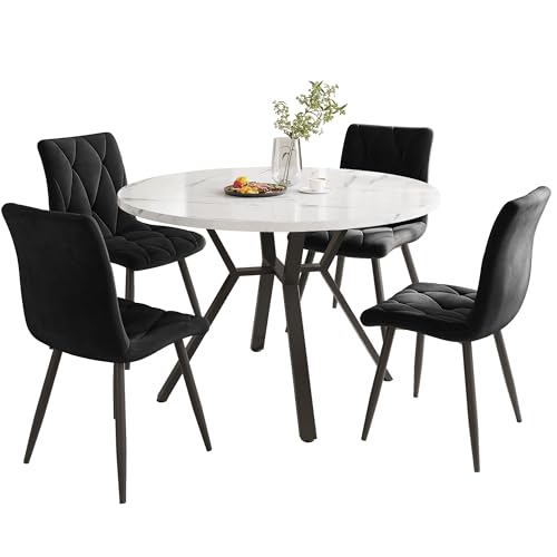 Esstisch- und Stuhlset (5-teilig), modernes, Schlichtes rundes Esstisch- und Stuhlset aus Marmor, Tischbeine aus schwarzem Metall + 4 ergonomische Stühle aus schwarzem Wildleder von SXTXOZ