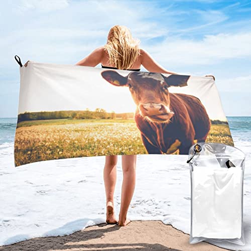 Badetuch mit Tier-Kuh-Druck, schnelltrocknend, 140 x 70 cm, super saugfähige Mikrofaser-Handtücher für Reisen, Strand und Fitnessstudio von SYLALE