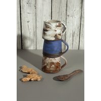 Rustikale Handgemachte Becher, Steinzeugbecher Mit Untertasse, Hellblaue Keramiktasse, Große Teetasse, Kaffeetasse, Einweihungsgeschenk Rustikale Handgemachte Becher, Steinzeugbecher Mit Untertasse, Hellblaue Keramiktasse, Große Teetasse, Kaffeetasse, Einweihungsgeschenk von SaGaPotteryUkraine