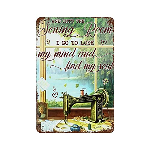 SaNavie Anique Metall-Blechschild "Into The Sewing Room I Go to Lose My Mind and Find My Soul", Metall-Blechschild, Nähliebhaber, tolles Geschenk für Nähliebhaber, Nähen, Wandkunst, 20,3 x 30,5 cm SaNavie Anique Metall-Blechschild "Into The Sewing Room I Go to Lose My Mind and Find My Soul", Metall-Blechschild, Nähliebhaber, tolles Geschenk für Nähliebhaber, Nähen, Wandkunst, 20,3 x 30,5 cm von SaNavie