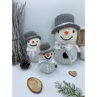 Leuchtender Schneemann - Weihnachtsdeko von SabinesMaschenpalast