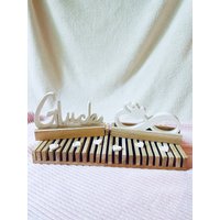 Glück Schriftzug Weiß Auf Holzsockel | Unendlichkeitszeichen Geschenkidee Hochzeit Mitbringsel Geschenk Für Frauen von SabrinasCreativeArt